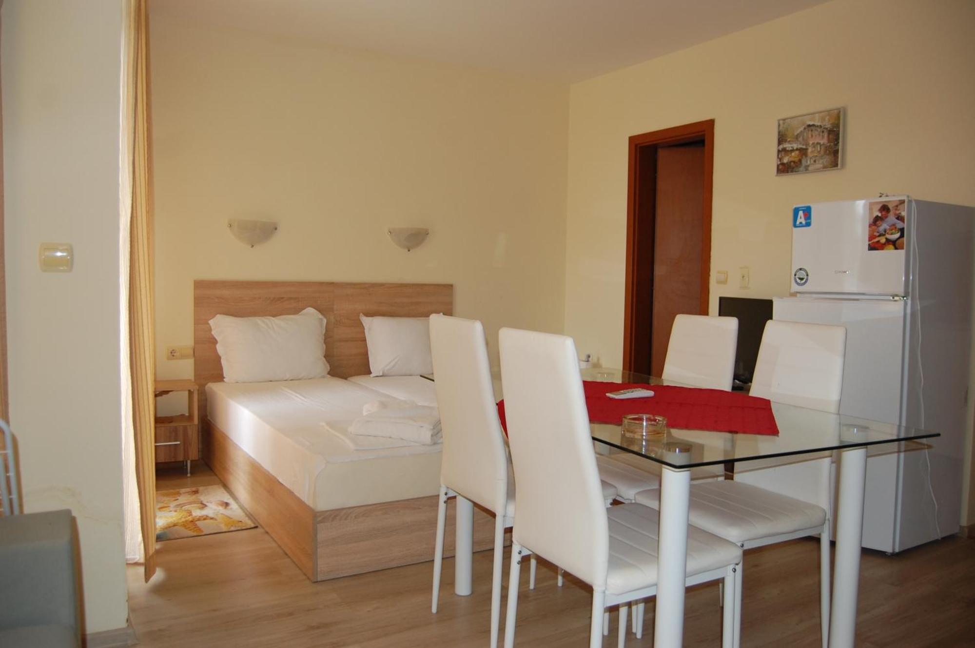 Renta Bg Apartments In Tsarevo Exterior photo